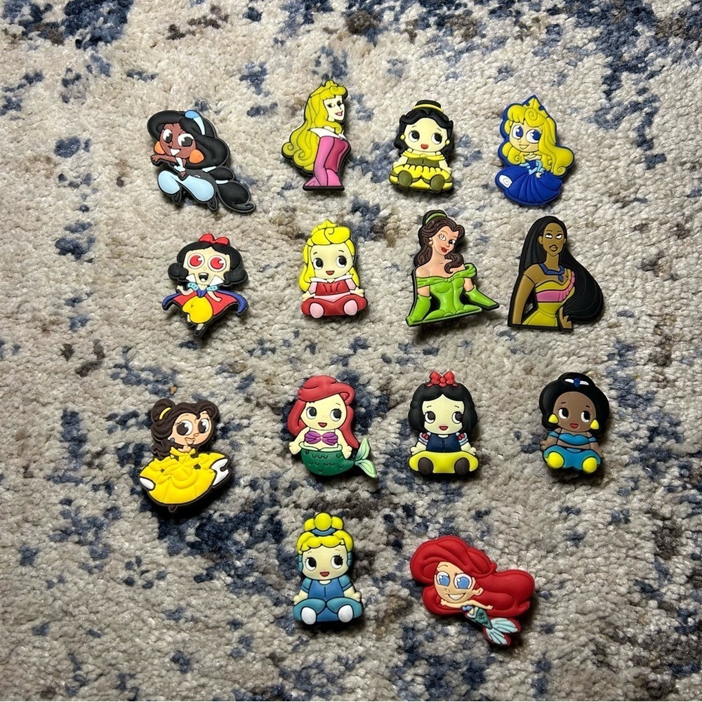14 Disney Princess Theme Jibbitz for Crocs